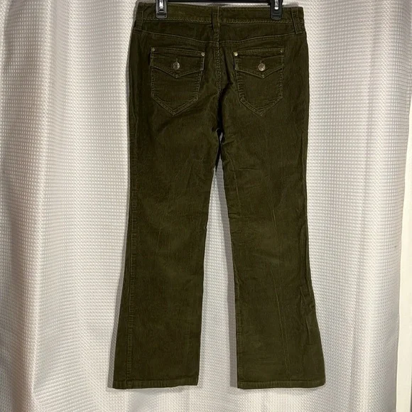 The Limited Women’s dark green or olive colored corduroy pants crew fit size 4 - Picture 2 of 10
